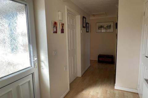 Clayton Higher Trezaise, Roche, St Austell, PL26 8HS