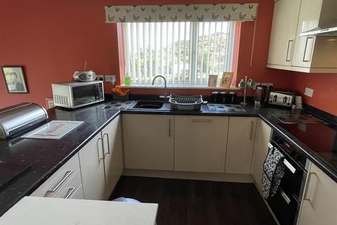 Clayton Higher Trezaise, Roche, St Austell, PL26 8HS