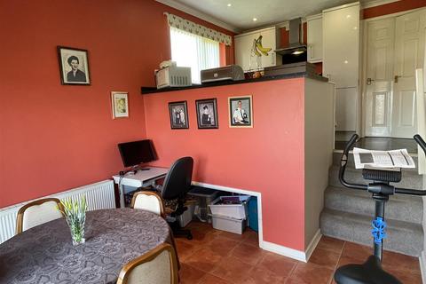 Clayton Higher Trezaise, Roche, St Austell, PL26 8HS