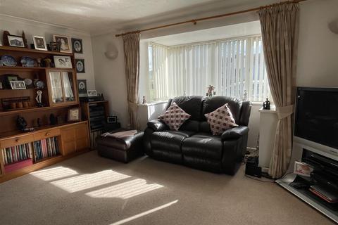 Clayton Higher Trezaise, Roche, St Austell, PL26 8HS