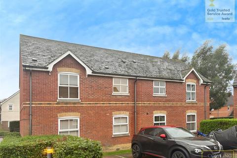 1 bedroom apartment to rent, Napier Crescent, Wickford