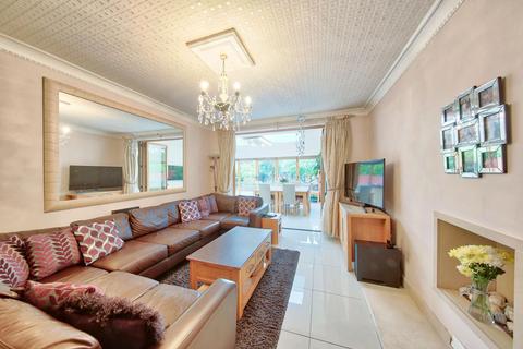 11 Linkside, New Malden, KT3 4LA