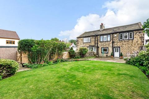 118 Otley Road, Guiseley, Leeds, LS20 8LZ