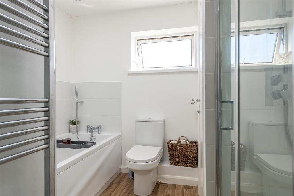 220318 - 9 Somerton Close, Bedford - 16.jpg
