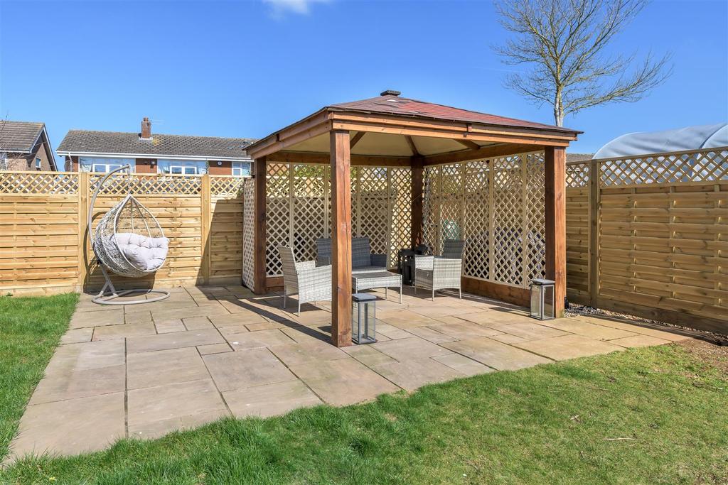 220318 - 9 Somerton Close, Bedford - 30.jpg