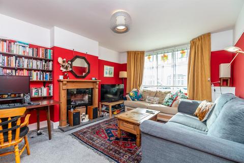 16 Abingdon Road, West Bridgford, Nottingham, NG2 5JR