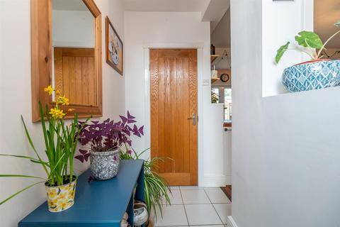 16 Abingdon Road, West Bridgford, Nottingham, NG2 5JR