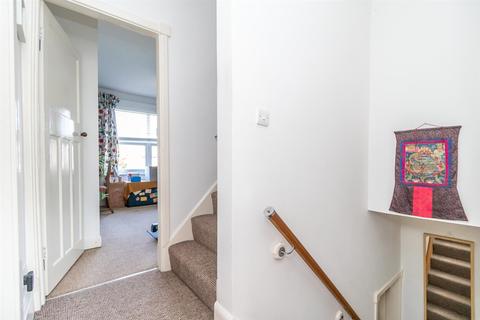16 Abingdon Road, West Bridgford, Nottingham, NG2 5JR