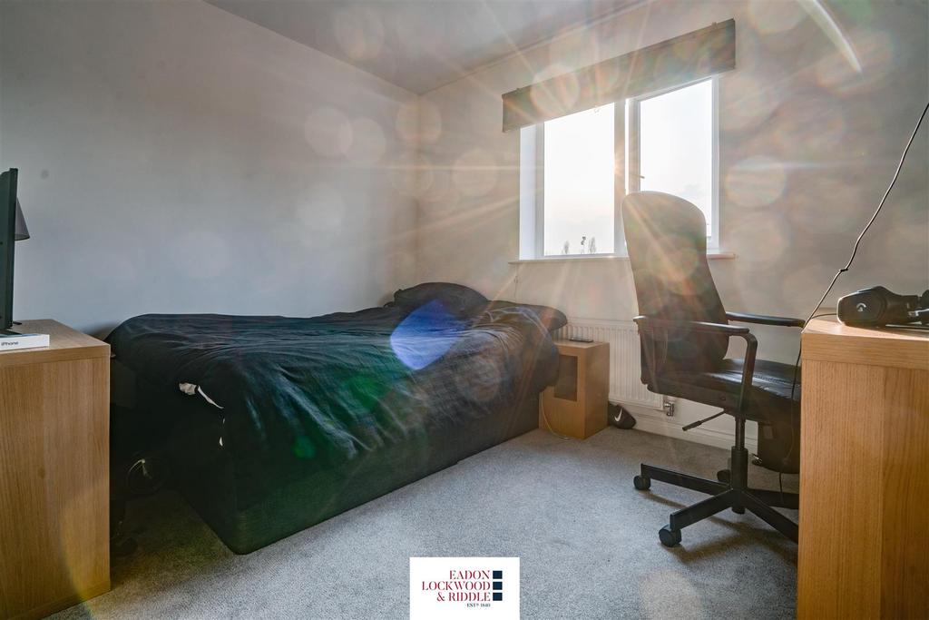 Bedroom 3-2.jpg