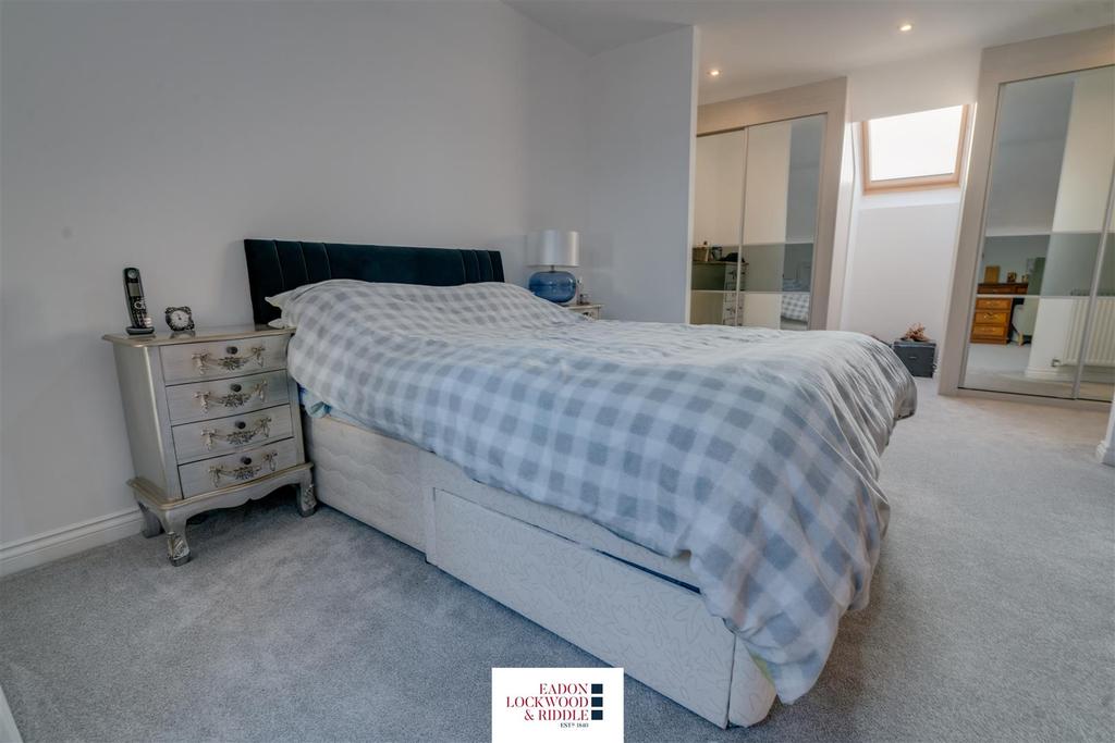 Master Bedroom 2.jpg