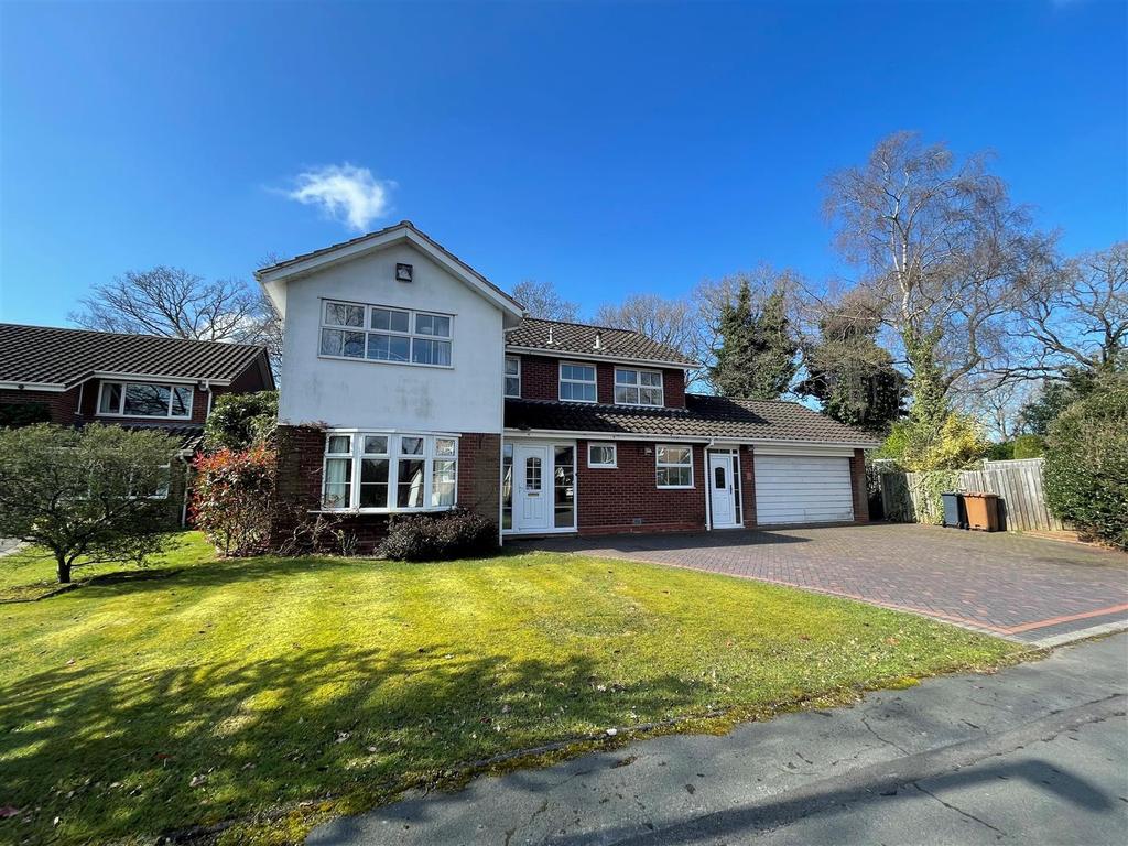 Grove, Solihull 5 bed detached house £1,000,000