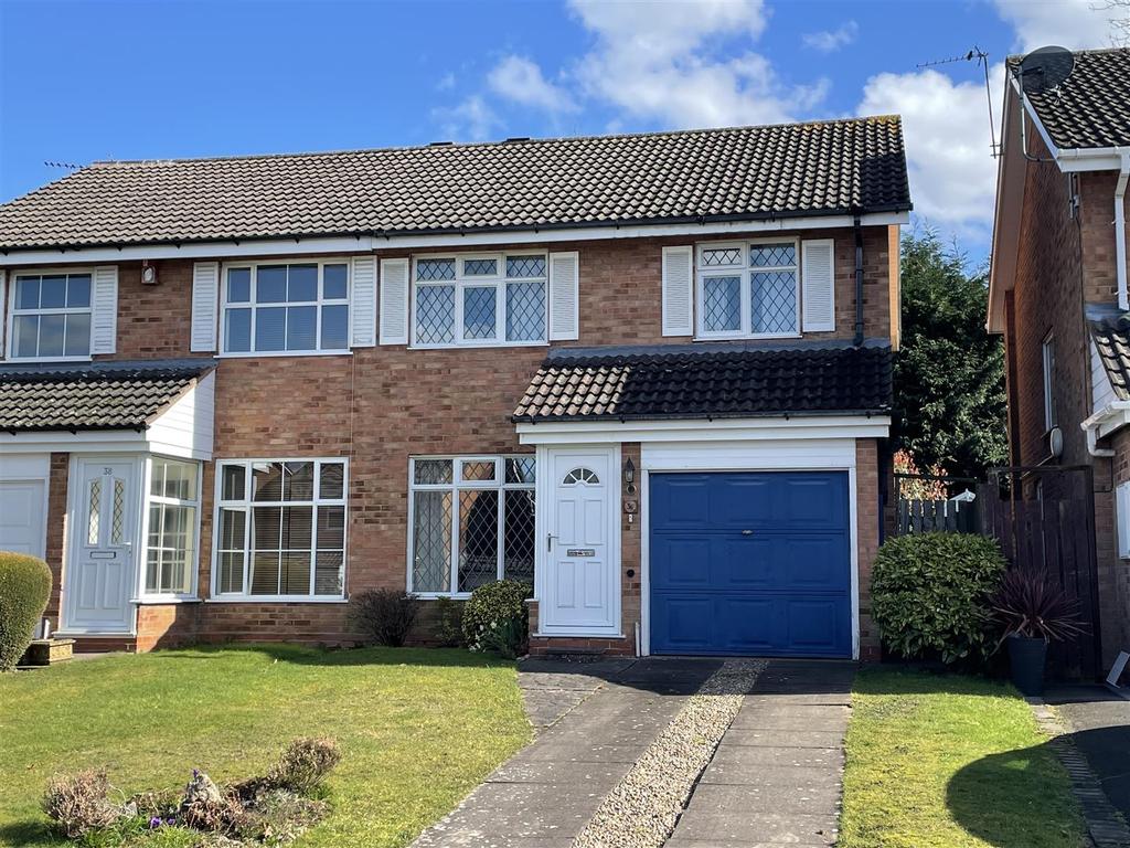 Glascote Close, Shirley, Solihull 3 bed semidetached house £299,950