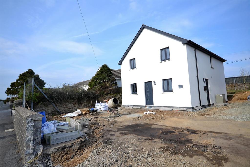 Llangynin, St Clears 3 bed detached house £310,000