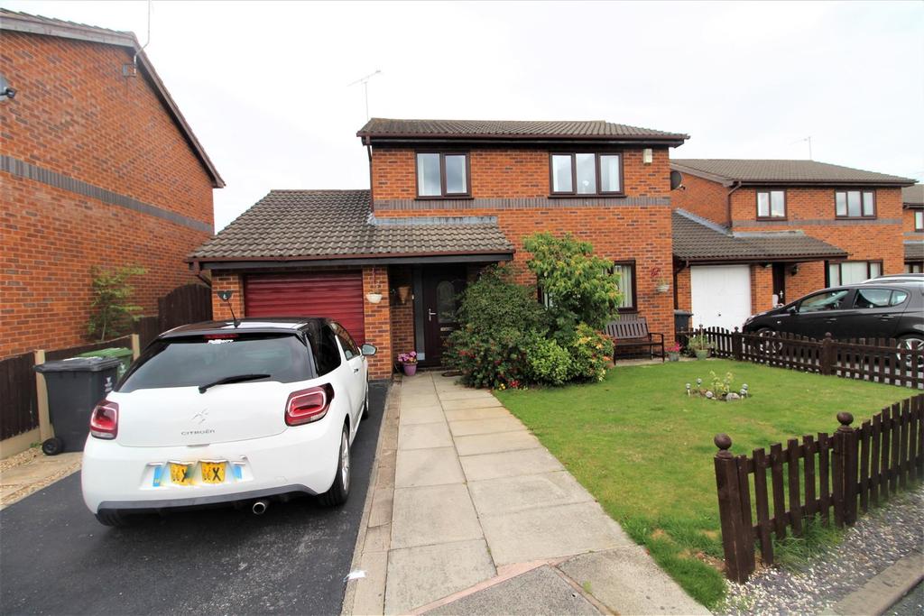 Lower Mill Drive, New Broughton, Wrexham 3 bed detached house £230,000
