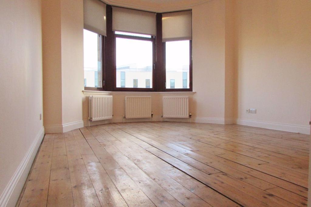 2 bed Unfurnished at Grange Road, Glasgow, G42 2 bed flat £850 pcm (£