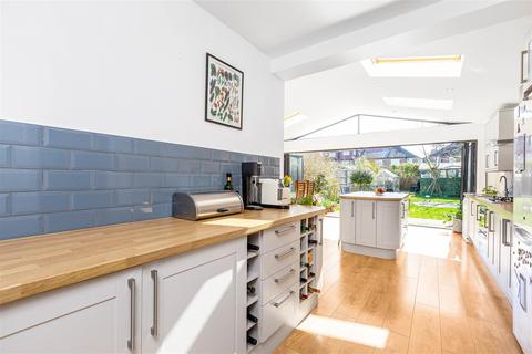 91 Lambert Avenue, Richmond, TW9 4QT