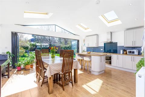 91 Lambert Avenue, Richmond, TW9 4QT
