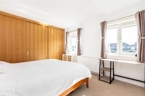 91 Lambert Avenue, Richmond, TW9 4QT