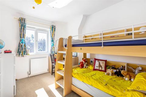 91 Lambert Avenue, Richmond, TW9 4QT