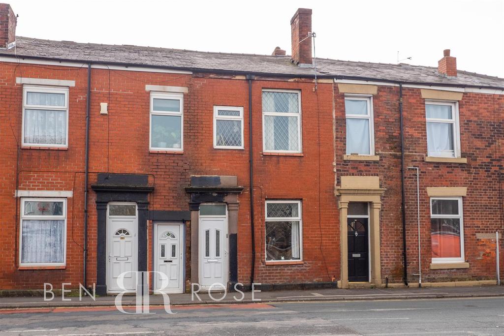 Pall Mall, Chorley 3 bed terraced house £89,995