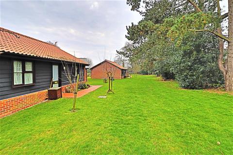 23 Carlton Hall Gardens, Carlton Hall Chapel Road, Carlton Colville, Lowestoft, NR33 8BL
