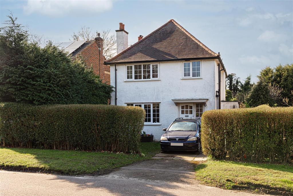 Rockshaw Road, Merstham, Redhill 3 bed house £650,000