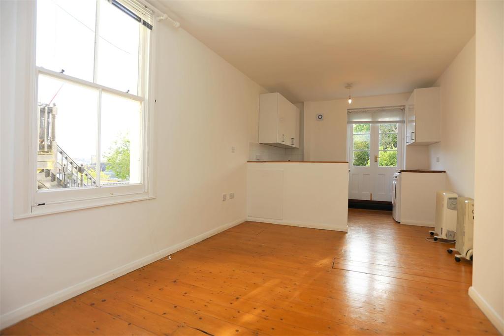 Havelock Road, Brighton Studio £750 pcm (£173 pw)