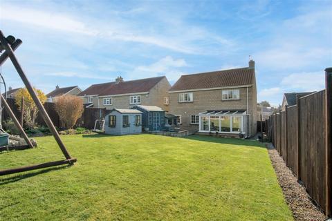 4 bedroom detached house for sale - Meadow View, Church Lane, Thornton-Le-Dale, Pickering, North Yorkshire YO18 7QL