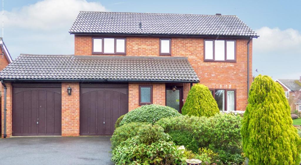 Bridgetown Road, StratfordUponAvon 4 bed detached house £530,000