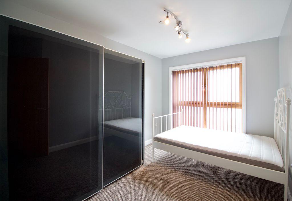 Bedroom 1 (Double)