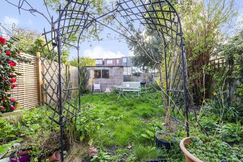 12a Wilton Road, London, SW19 2HB