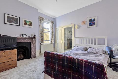 12a Wilton Road, London, SW19 2HB
