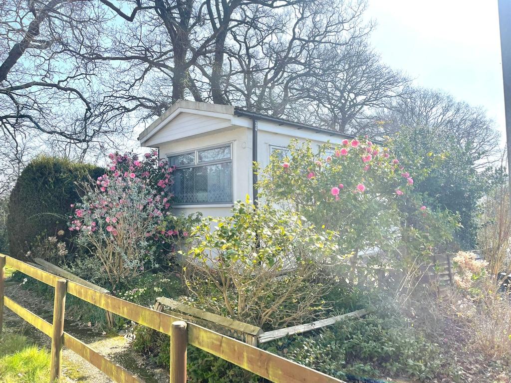Church Farm Close, Dibden... 1 bed mobile home £70,000
