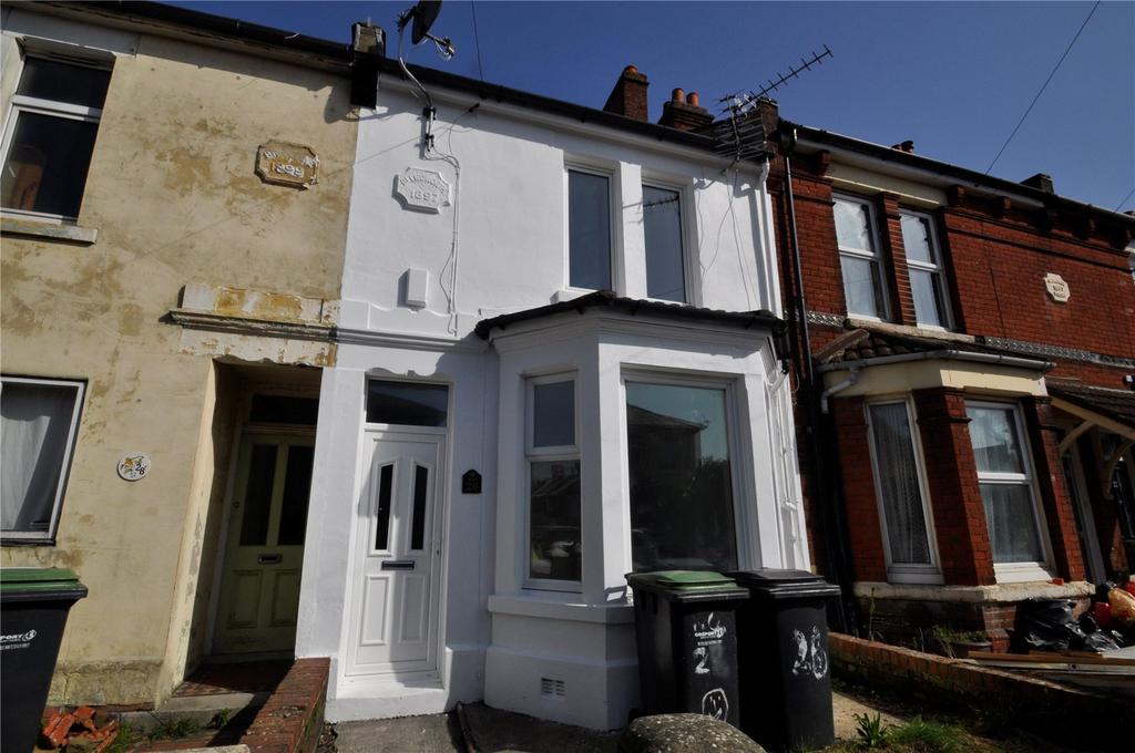 Parham Road, Gosport, Hampshire, PO12 3 bed terraced house £240,000