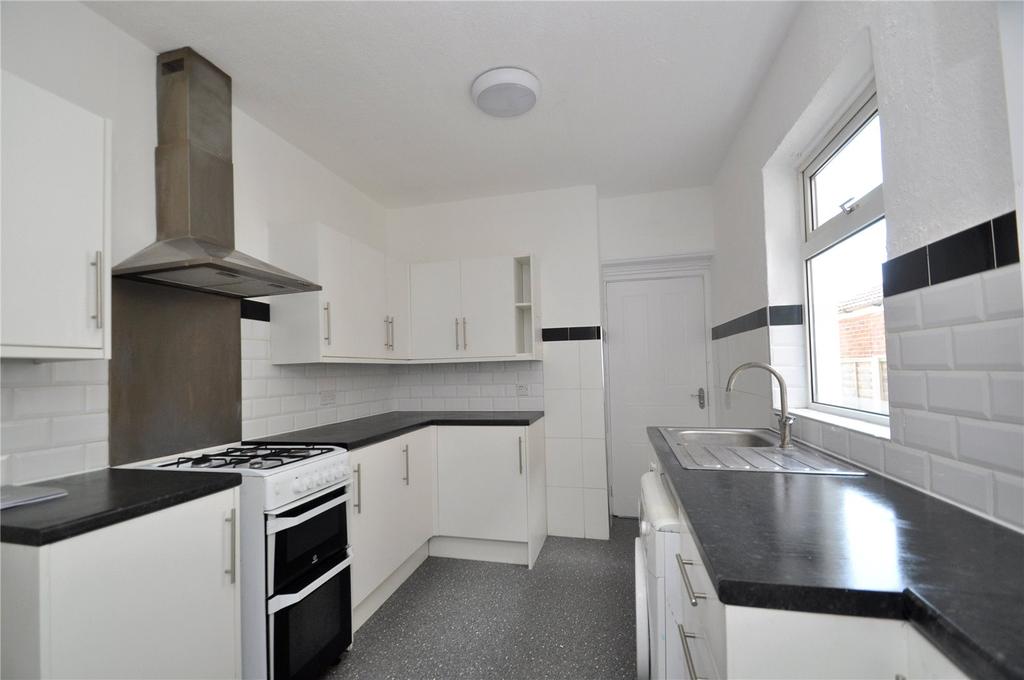 Parham Road, Gosport, Hampshire, PO12 3 bed terraced house £240,000