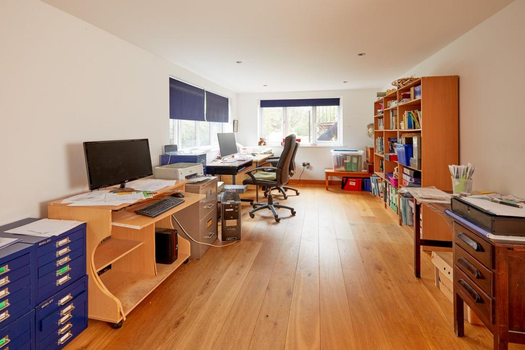Bedroom/Study