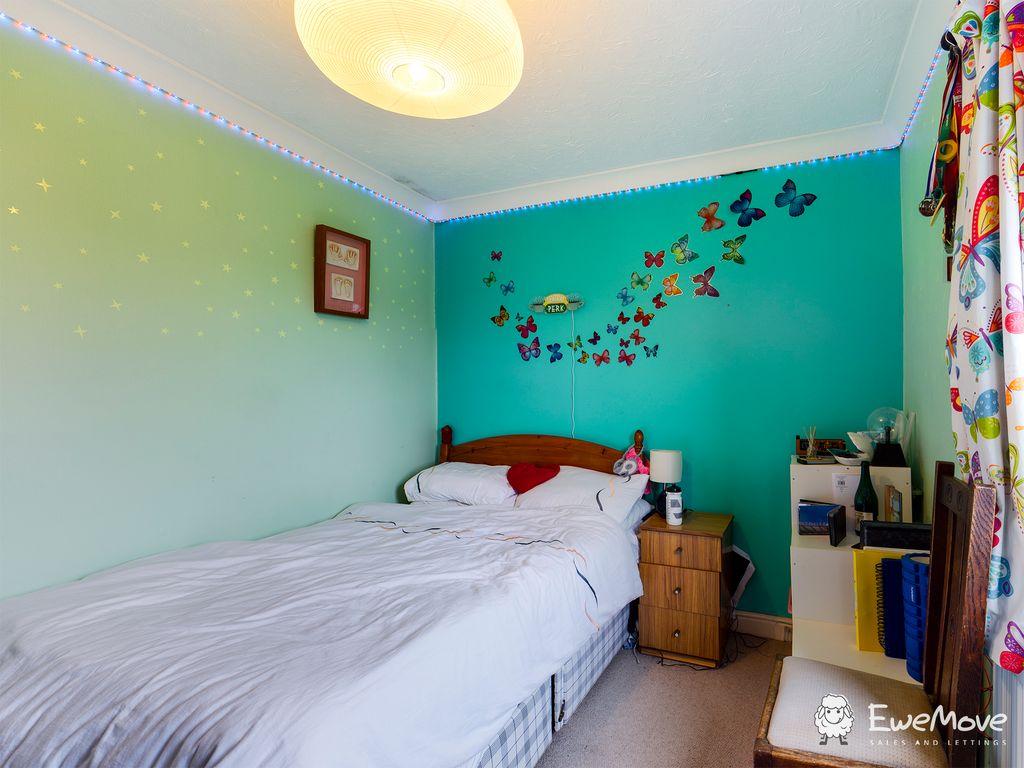 Bedroom 2 (Double)