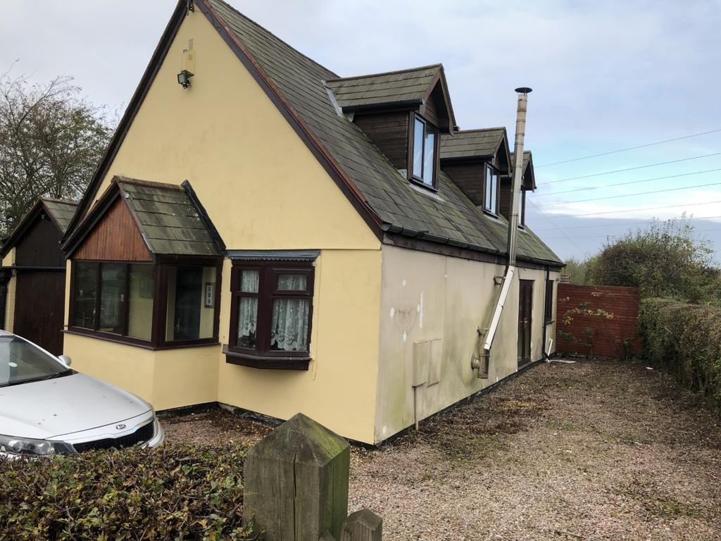 Waddicar Lane, Melling L31 3 bed detached house £1,500 pcm (£346 pw)