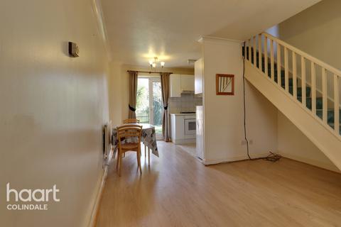 15 Briary Grove, Edgware, HA8 5RD