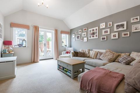 3 bedroom semi-detached house for sale, Winton Close, Winchester, Hampshire, SO22