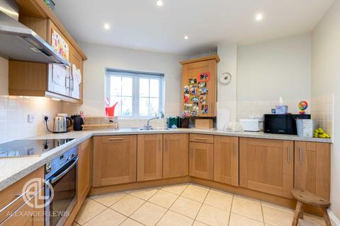 14 Lyspitt Common, Meppershall, Shefford, SG17 5GZ