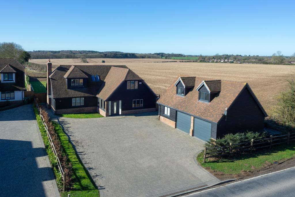 Buck Street, Challock 5 bed detached house £950,000