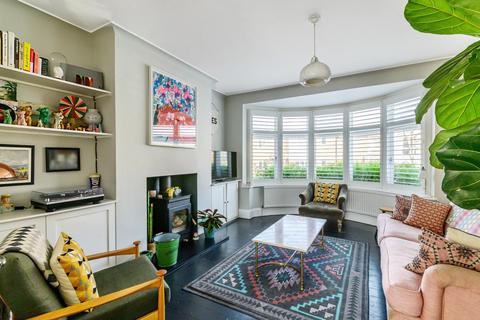 39 Torrington Gardens, London, N11 2AB