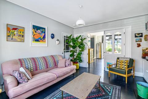 39 Torrington Gardens, London, N11 2AB