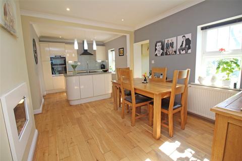 3 bedroom bungalow for sale, Cliff Road, Milford on Sea, Lymington, SO41