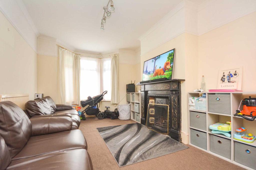 St Patricks Road, Ramsgate 2 bed terraced house £265,000