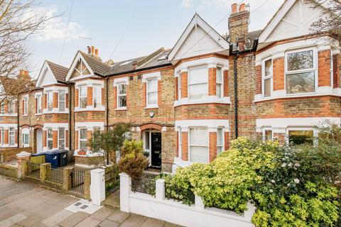 20 Deans Road, London, W7 3QB