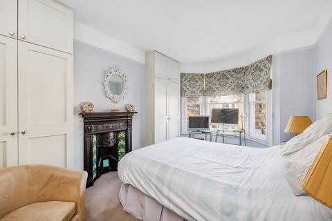 20 Deans Road, London, W7 3QB