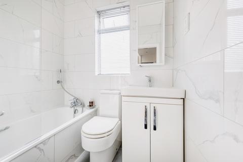 20 Deans Road, London, W7 3QB