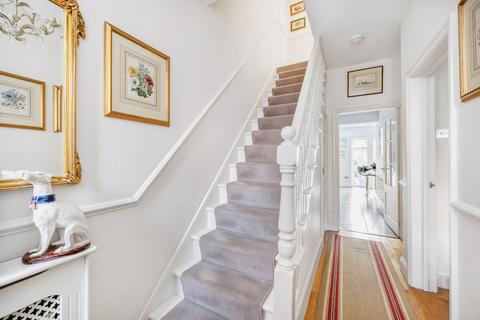 20 Deans Road, London, W7 3QB